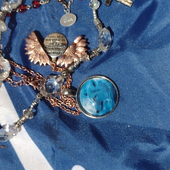 Jewelry Lot - Picture 2 of 3